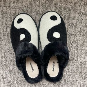 Soludos yin Yang slipper